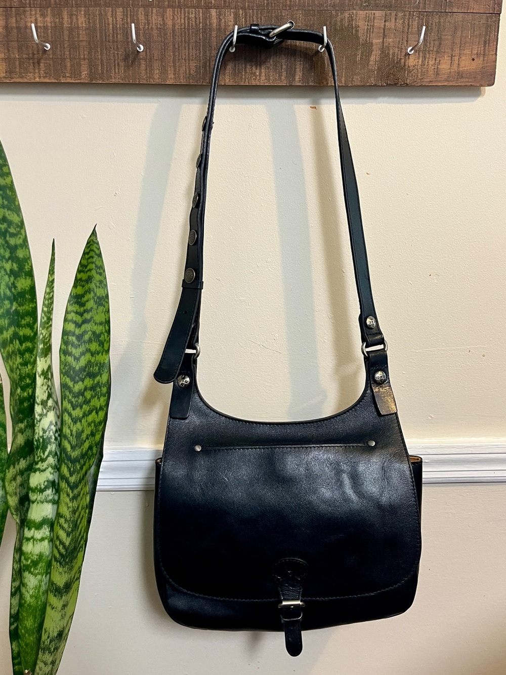 Patricia Nash London Saddle Bag Black Leather